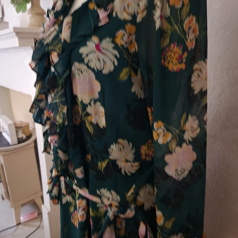 Floral Cardigan - Picture 3 of 11